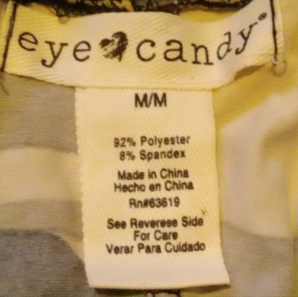 NWT, WOMENS SIZE MED SOFT COMFORTABLE CAMO FLARE LEGGINGS! - Picture 6 of 8